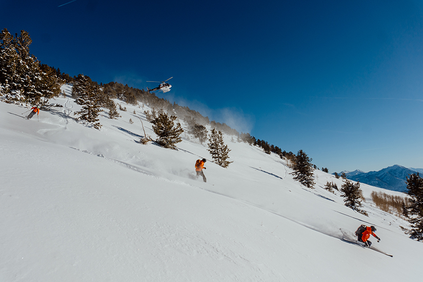 Small group helicopter skiing in Utah
